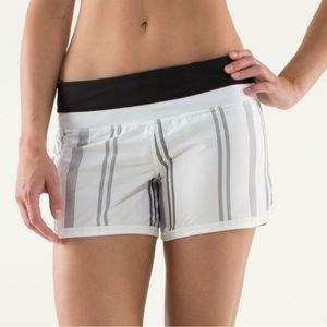 Lululemon Groovy Run Short